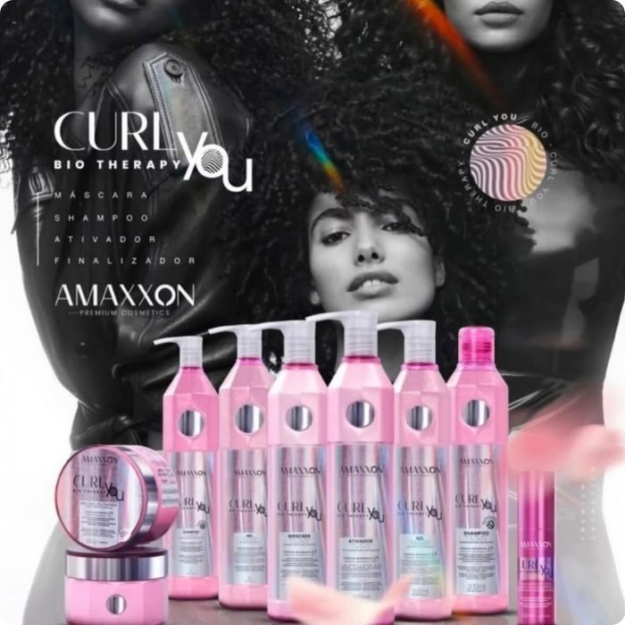 Visuel de campagne CurlYou d'Amaxxon, trois modèles aux textures de cheveux différentes
